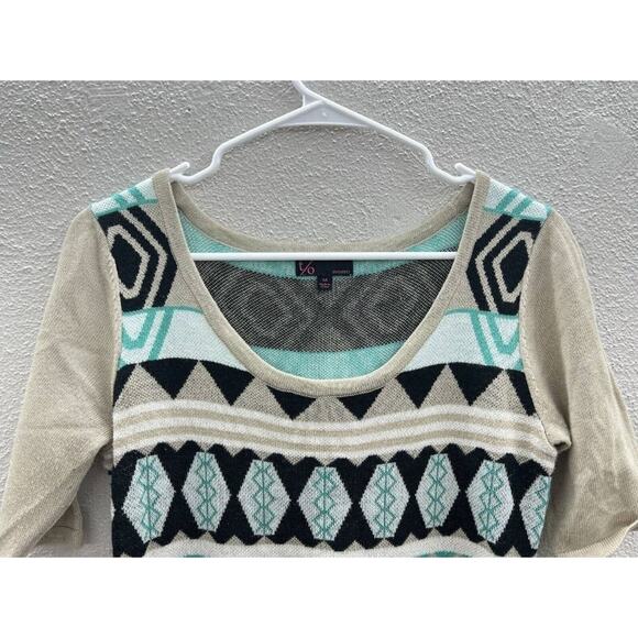 Women's T/O Dress Size Medium Sweater Tribal Print Short Sleeve Sweater - Picture 2 of 12